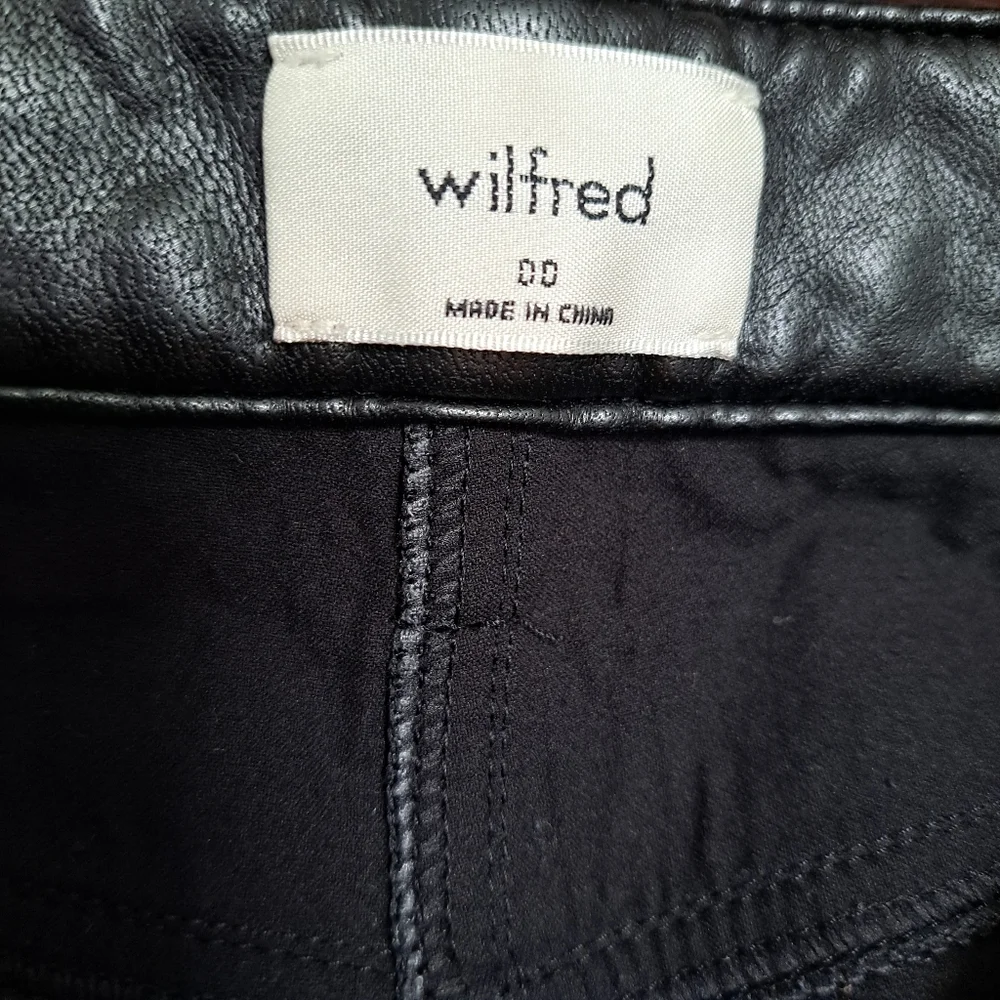Wilfred Aritzia Black Faux Leather Pants | Size 00 | High Rise Straight Leg - Picture 8 of 10